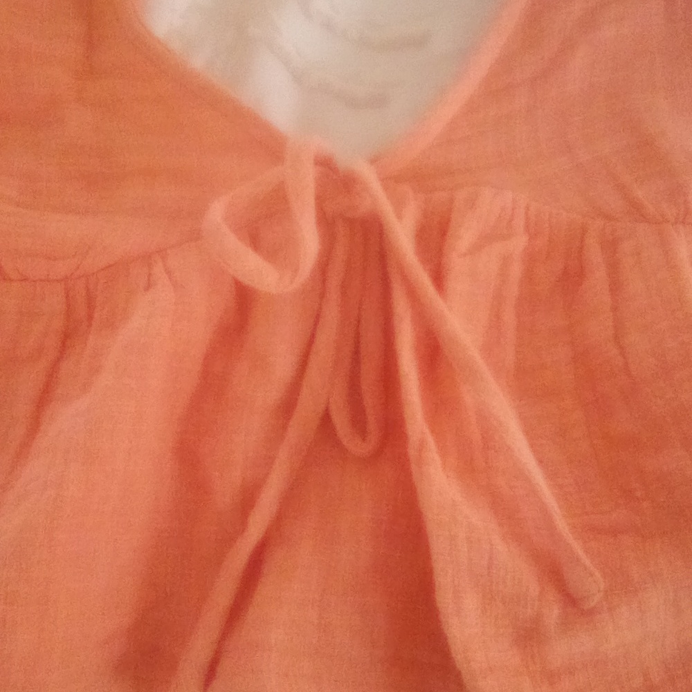 SUMMER TOP - Picture 3 of 4